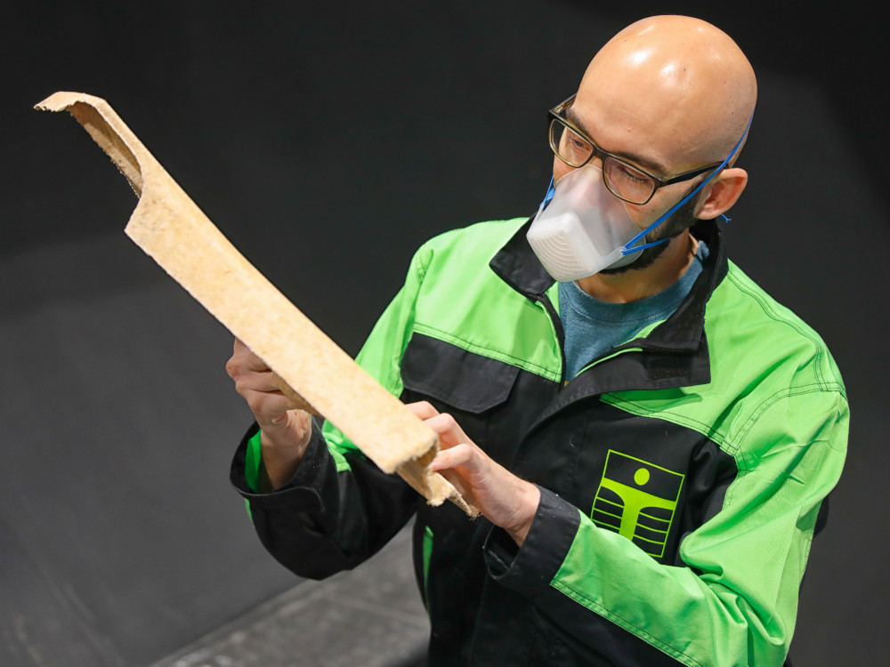 O-Mask bei der Arbeit